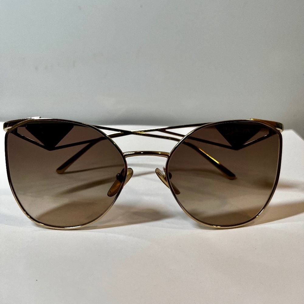 Timeless Prada Gold Cat Eye Sunglasses Slightly Used Comes in Original Box!